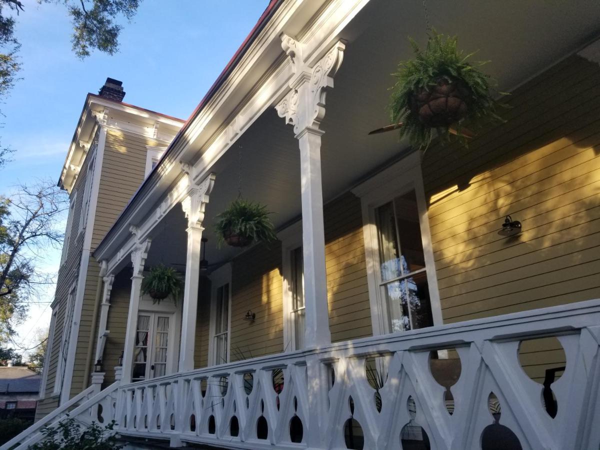 Thomas Weihs Haus Bed & Breakfast Savannah Exterior photo