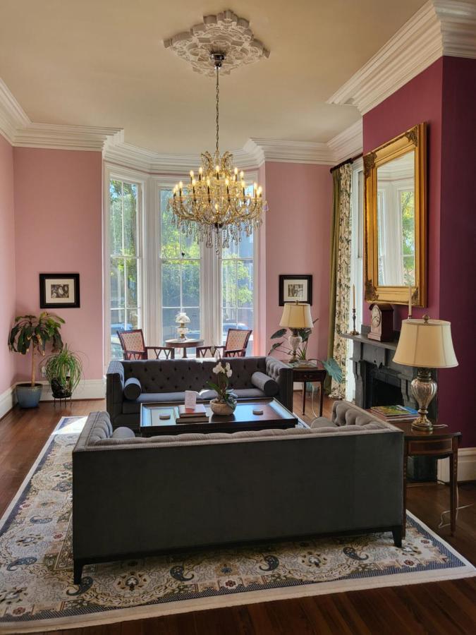 Thomas Weihs Haus Bed & Breakfast Savannah Exterior photo